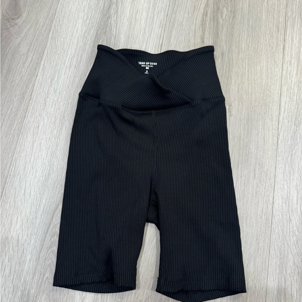 Year of Ours Black Ribbed Top